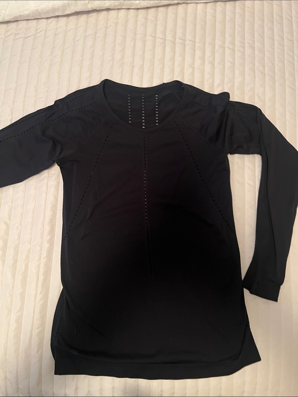Athleta Women's Black Long-Sleeve Seamless Active Top